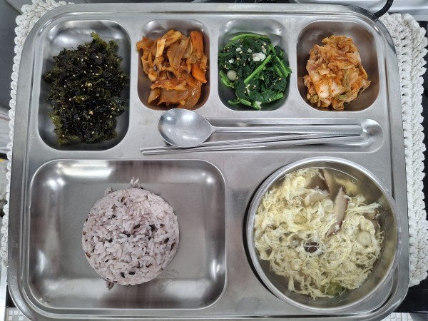 a439bb44dfa16ec5d7a8927a25841077_1761860