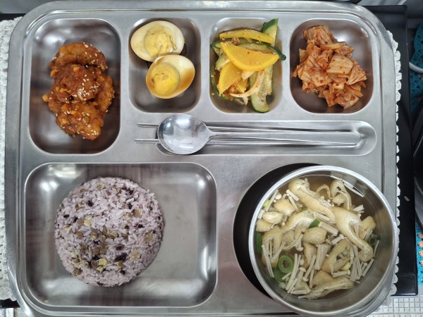 fe4b54011fe34f063213ee9dc9e367f9_1766467