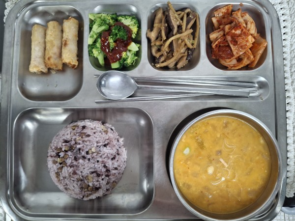 fe4b54011fe34f063213ee9dc9e367f9_1766467