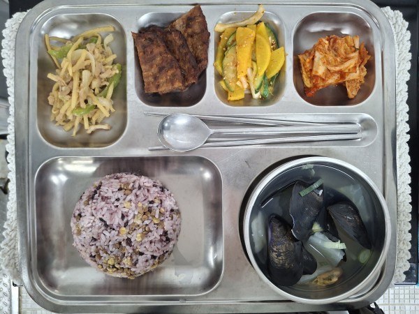 fe4b54011fe34f063213ee9dc9e367f9_1766468